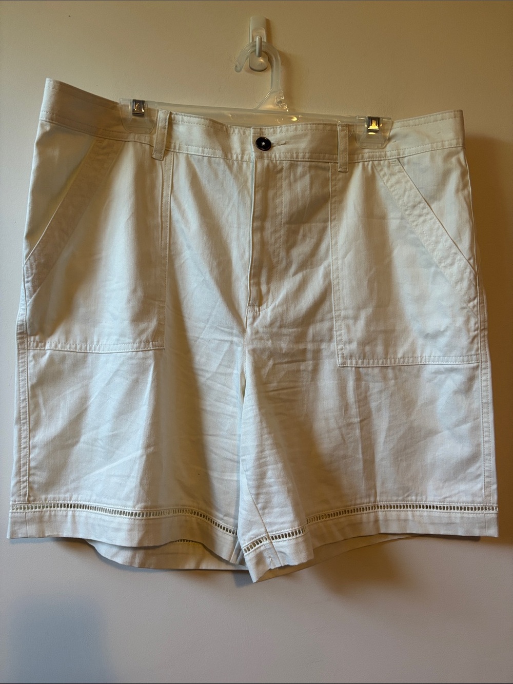 Northern Reflections Cream Casual Shorts